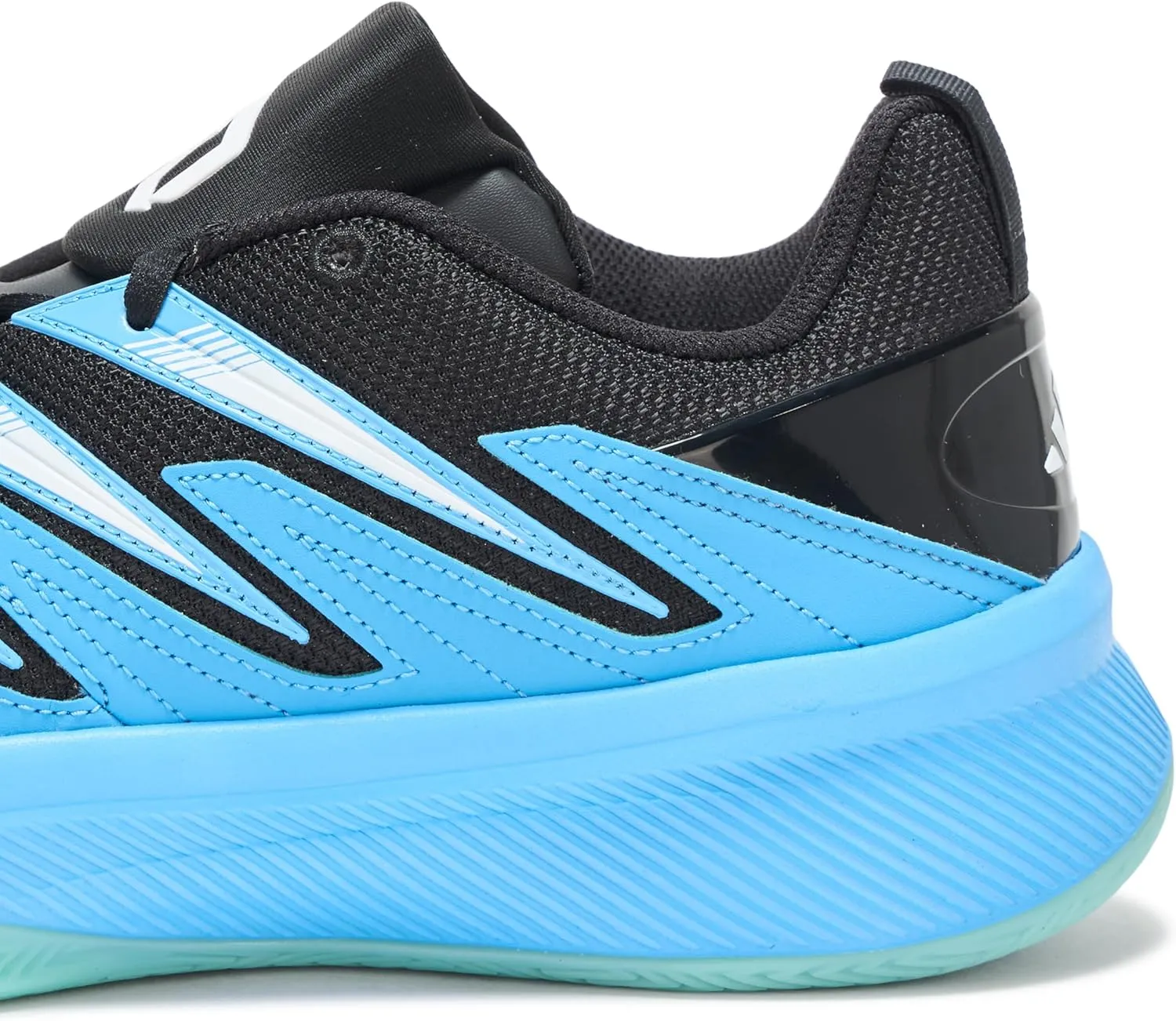 adidas Unisex-Adult Dame Certified 3 Basketball Sneaker