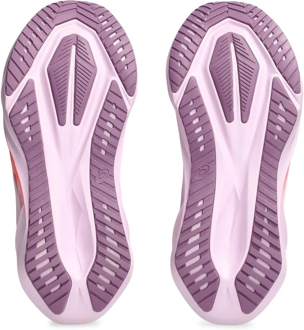 ASICS Women's Novablast 5 Sneaker