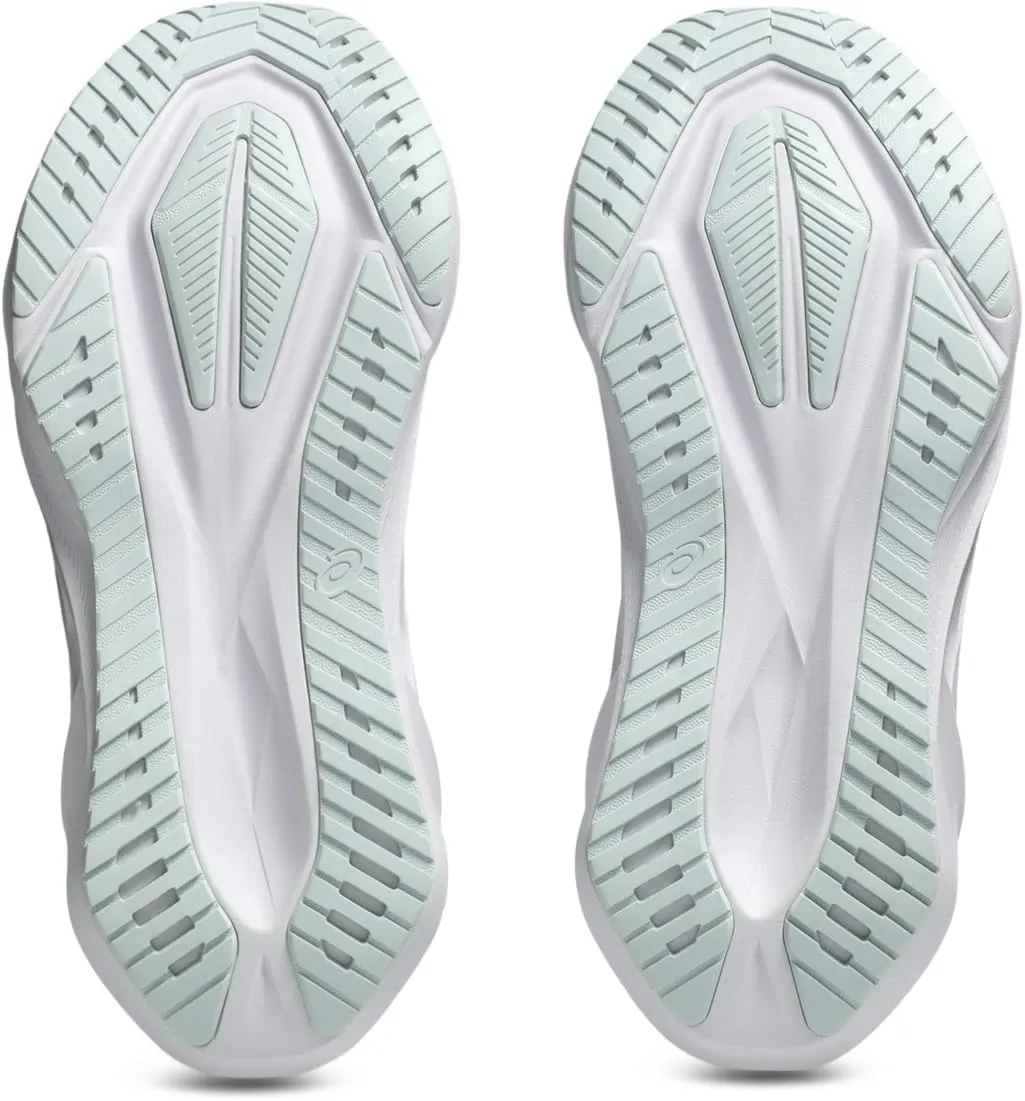 ASICS Women's Novablast 5 Sneaker