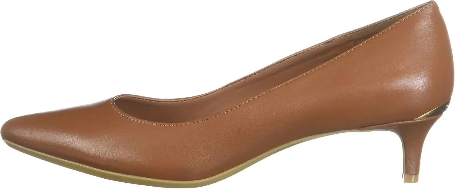 Calvin Klein Womens Gabrianna2 Pump