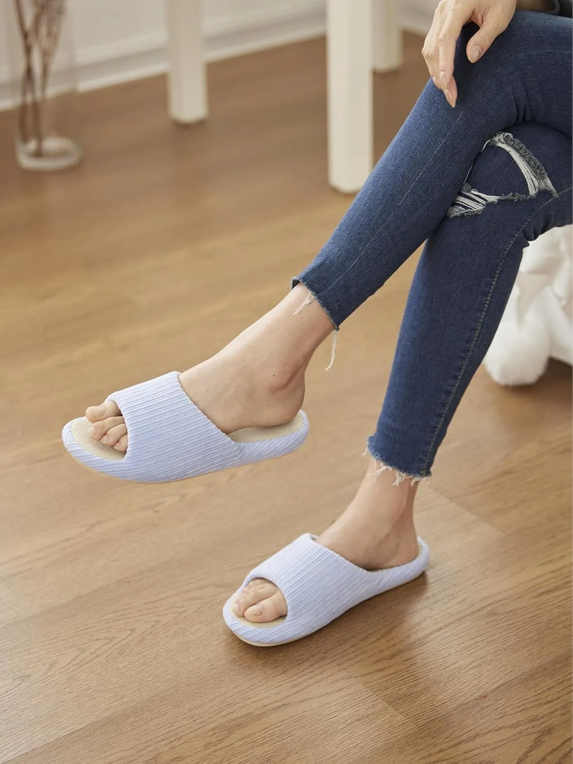 Chantomoo Womens Slipper Memory Foam Slippers Comfy House Slippers Rubber Sole Bedroom Cozy Indoor Outdoor Home Slipper Slides