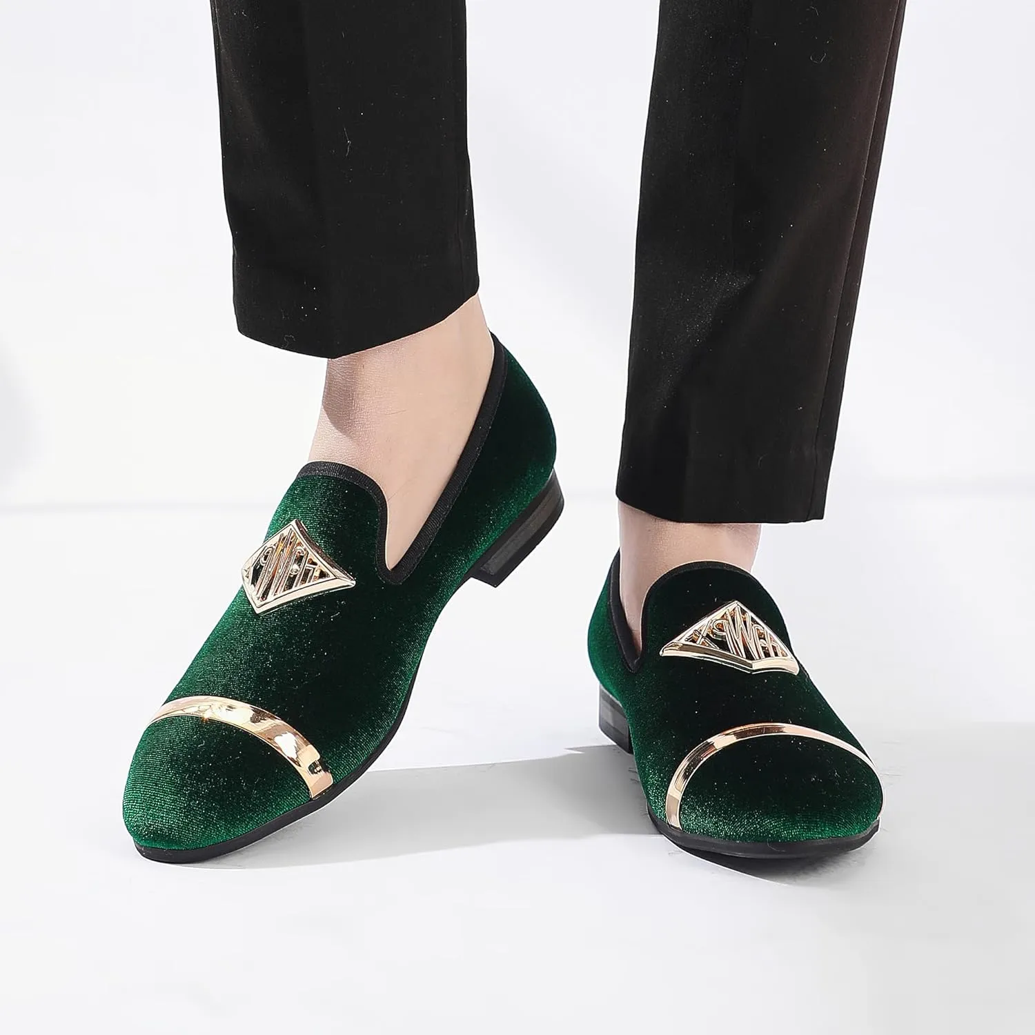 Mens Velvet Loafers Shoes Spiked Dress Shoes with Gold Buckle for Wedding Party Dancing Metallic Slip on Glitter Fashion Prom Shoes