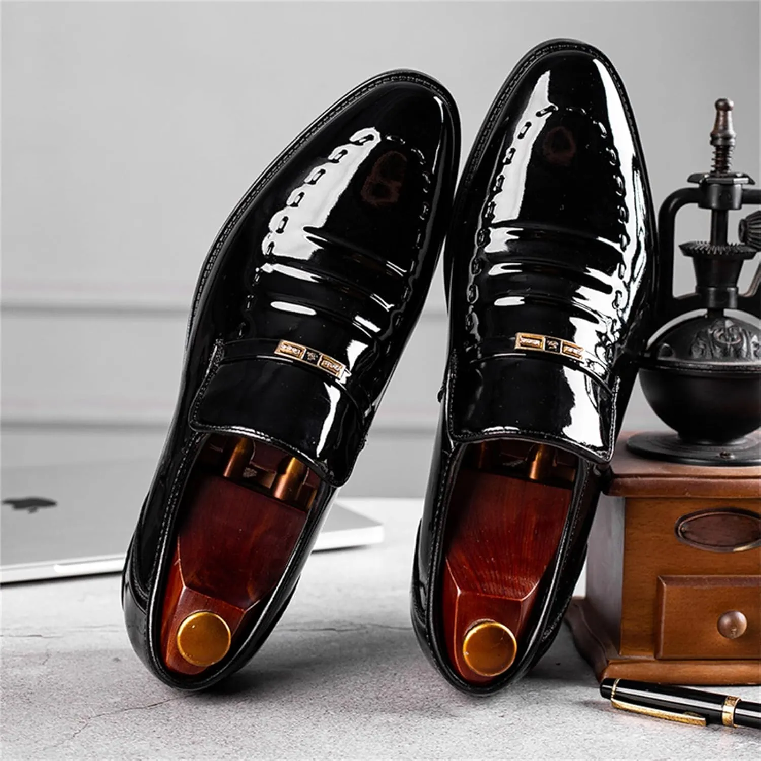 Men's Vintage High Gloss Slip On Dress Loafer Shoes Formal Business Pointed Toe Patent Leather Loafers