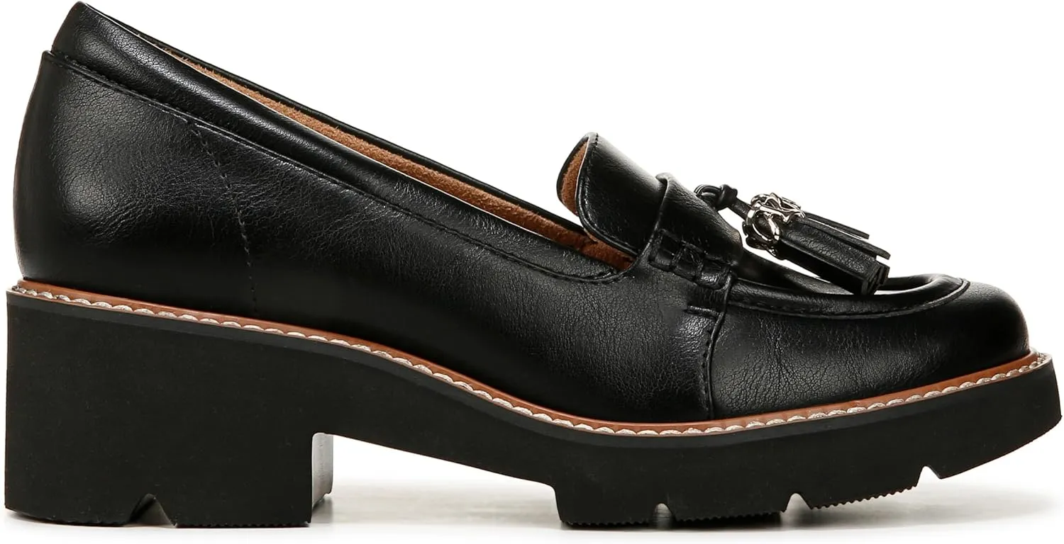Naturalizer Women's Committed Loafer