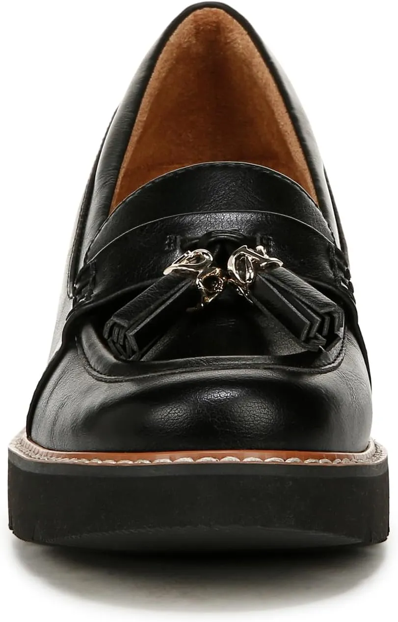 Naturalizer Women's Committed Loafer