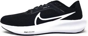 Nike Women's Sneaker