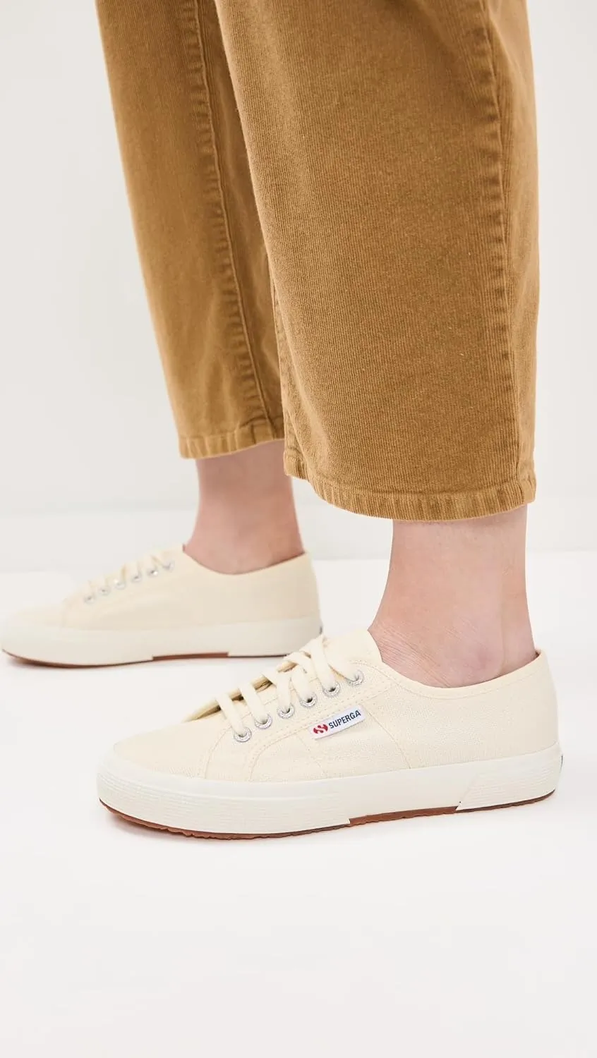 Superga Unisex 2750 Cotu Classic Sneaker