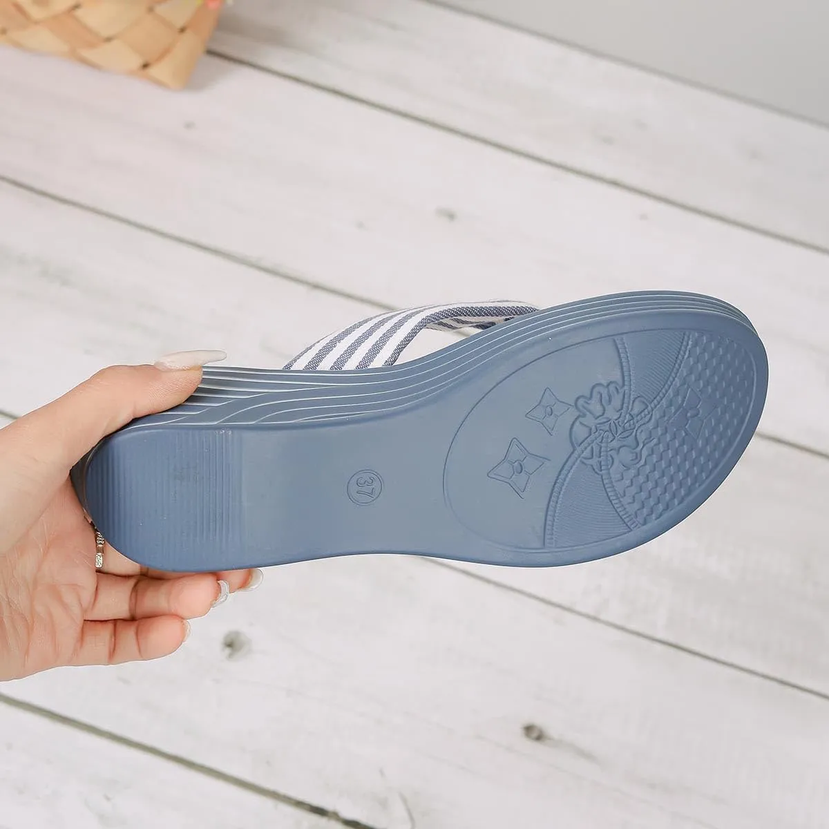 Womens Dressy Wedge Flip Flops Striped Clip Toe Sandals Summer Beach Walking Slippers Arch Support Low Wedges Thong Sandal