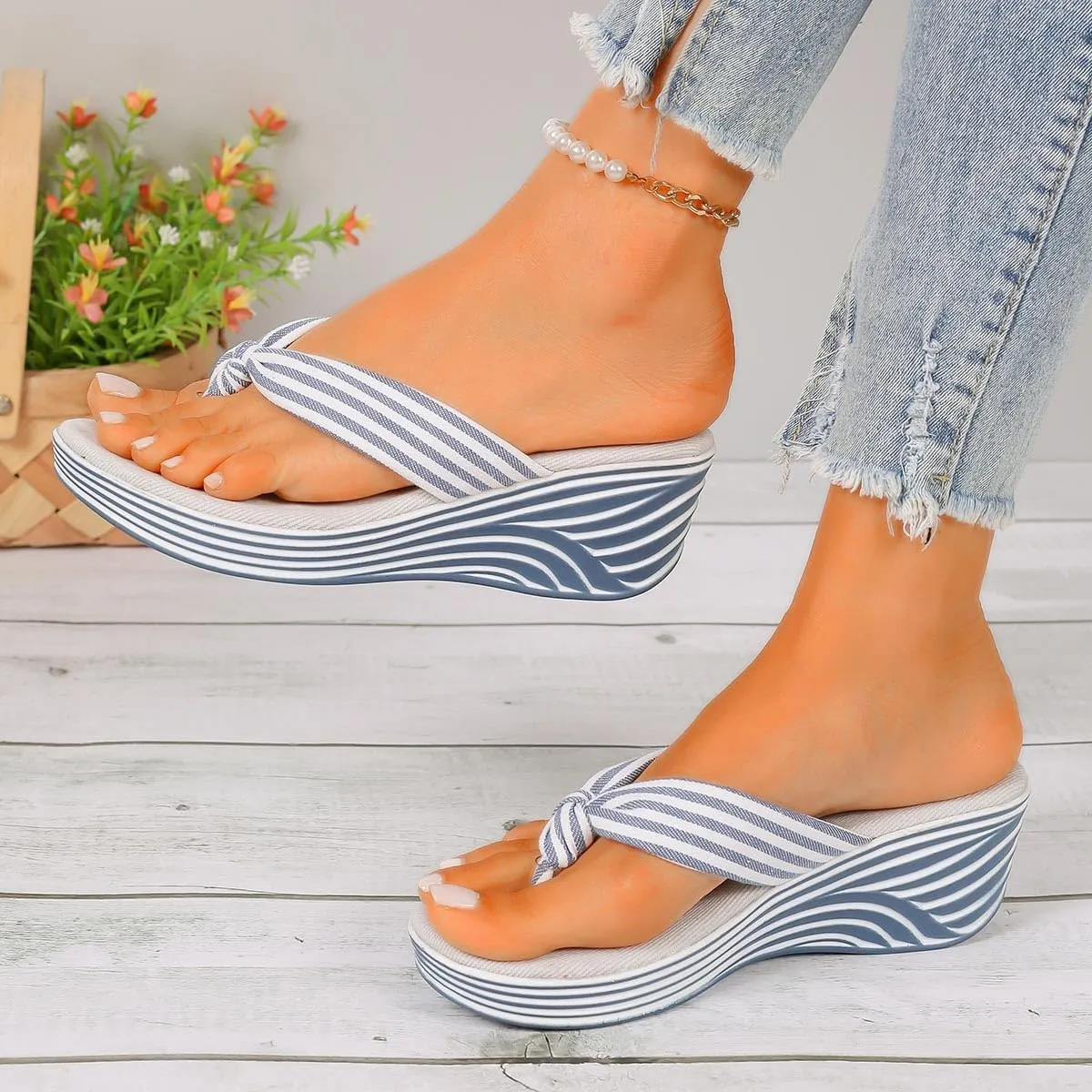 Womens Dressy Wedge Flip Flops Striped Clip Toe Sandals Summer Beach Walking Slippers Arch Support Low Wedges Thong Sandal