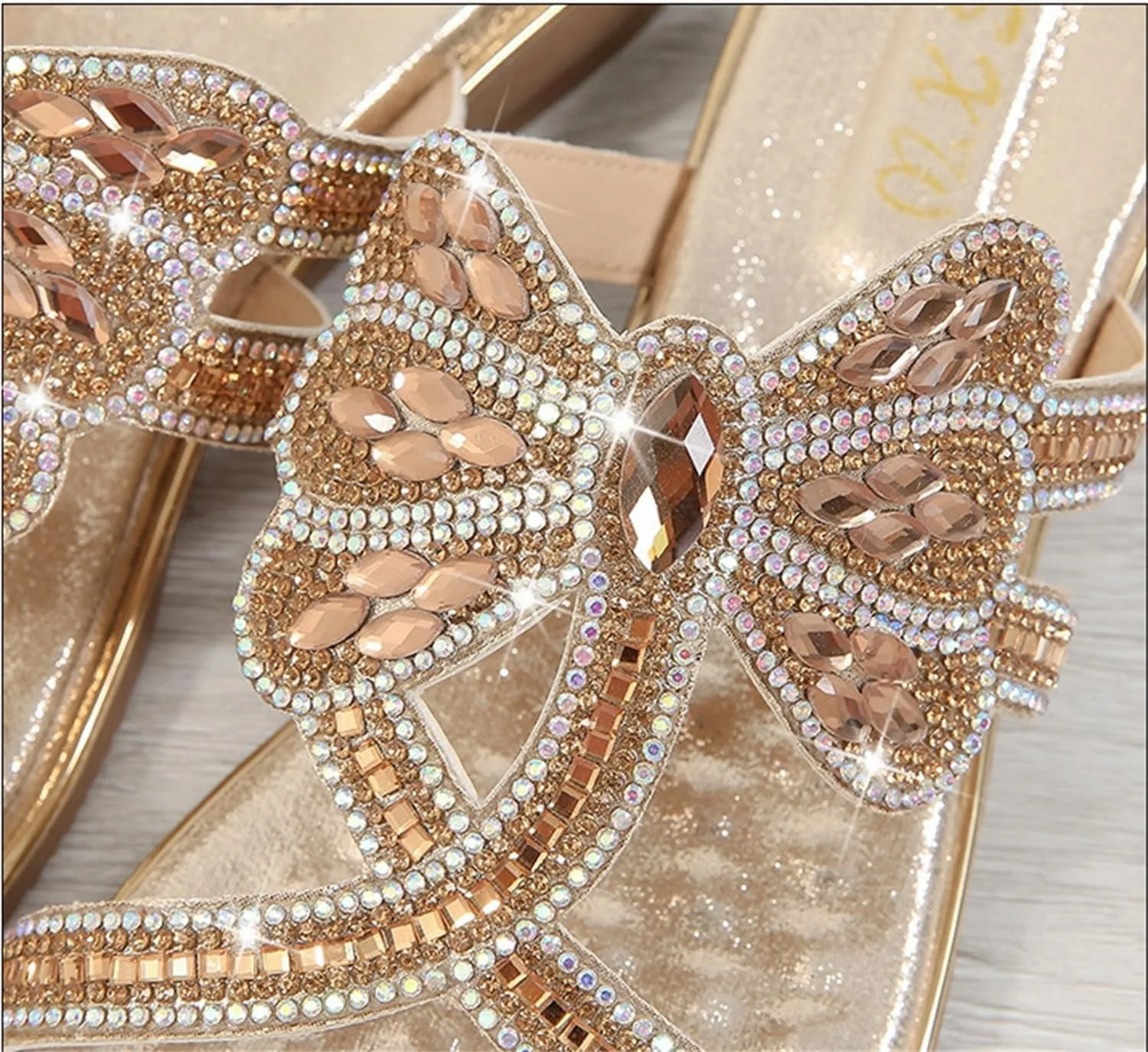 Women's Flat Sandals Summer Beach Sandal T-Strap Rhinestone Beaded Bohemia Shoes