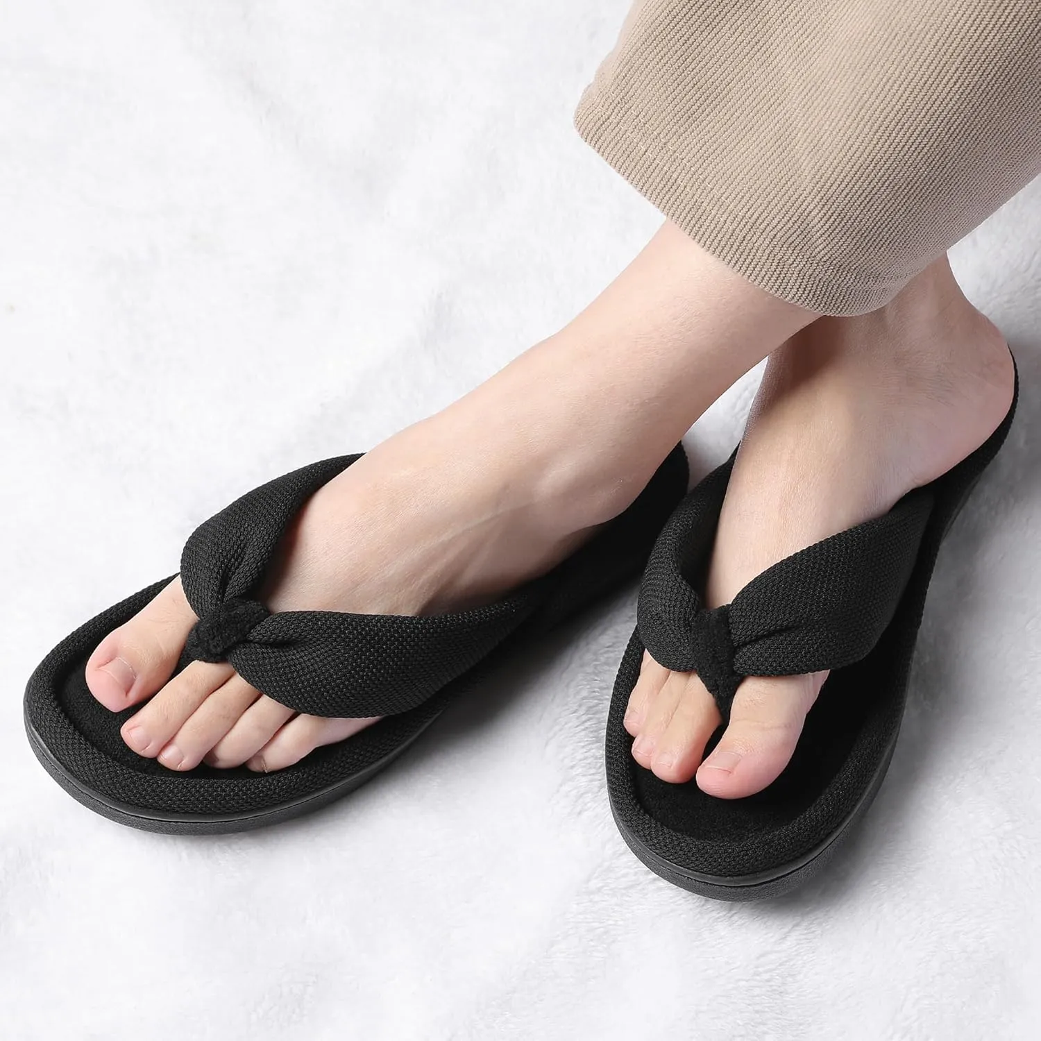 Women's Fuzzy Flip Flops Soft Memory Foam Thong Slippers Anti-Skid Slip Ons Comfy Indoor House Slide Shoes