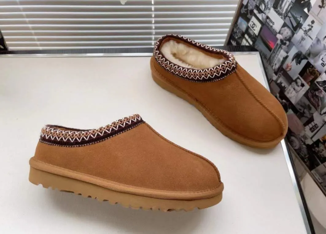 Women's Slipper Slip On For Women Suede Leather Comfy Fur Fleece Lined Short Mini Boot Indoor/Outdoor Tasman Slippers